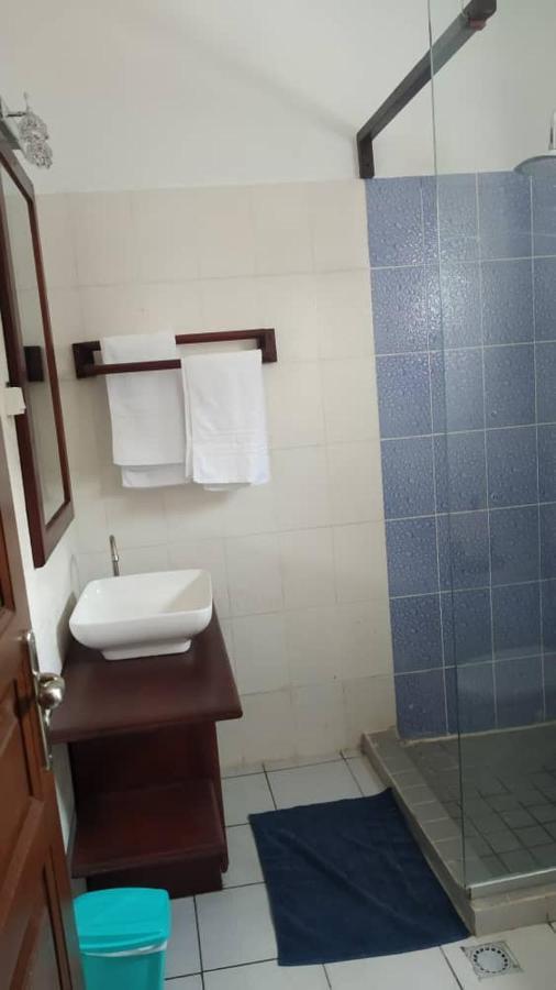 Residence Romiace Kribi Luaran gambar